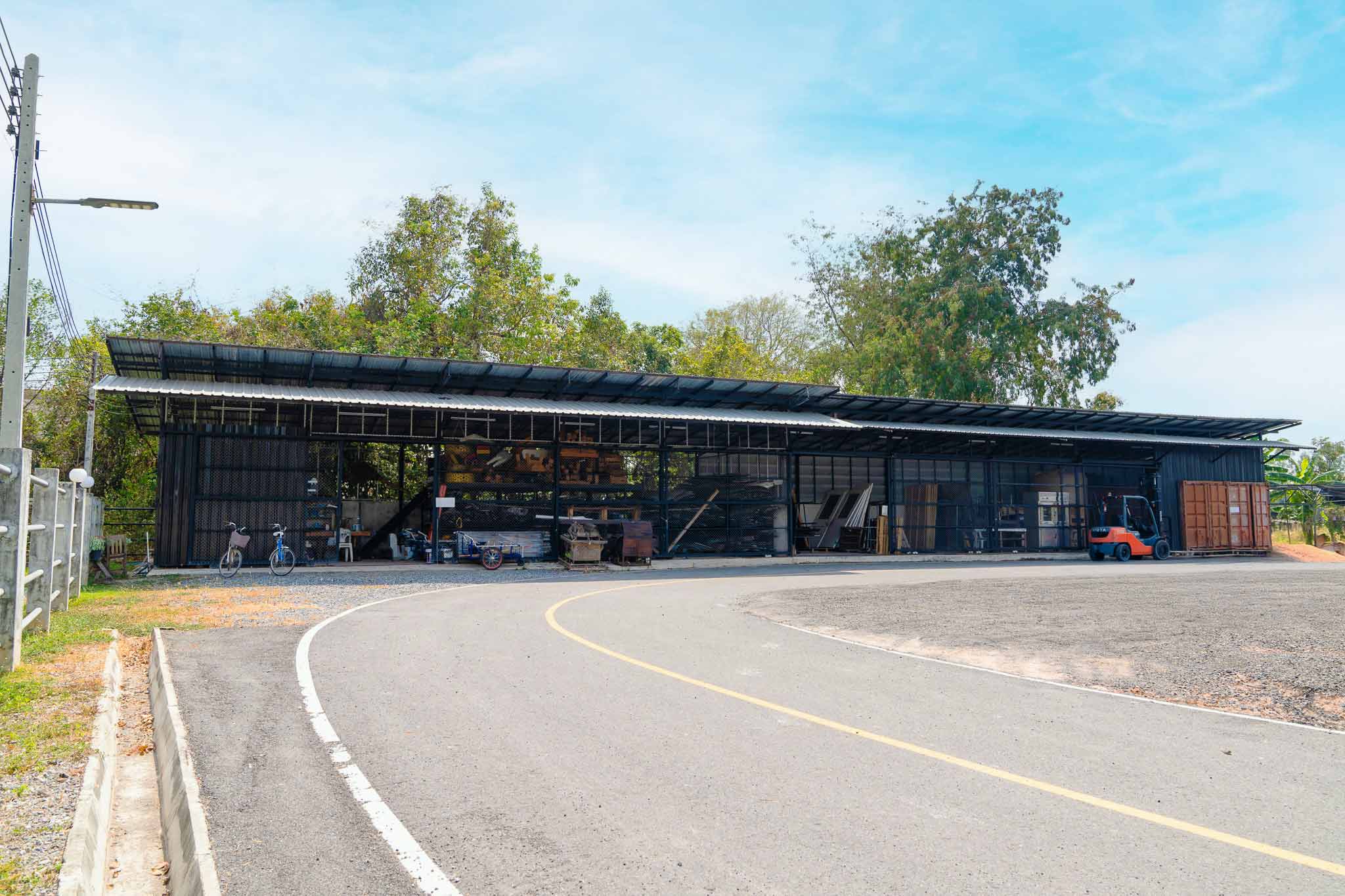 Prop Storage Facility